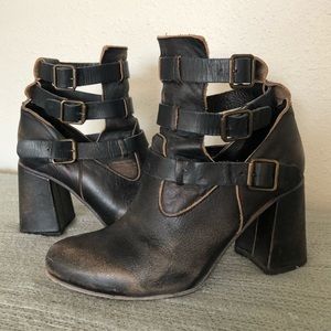 Freebird Teddy Bootie - Size 8!
